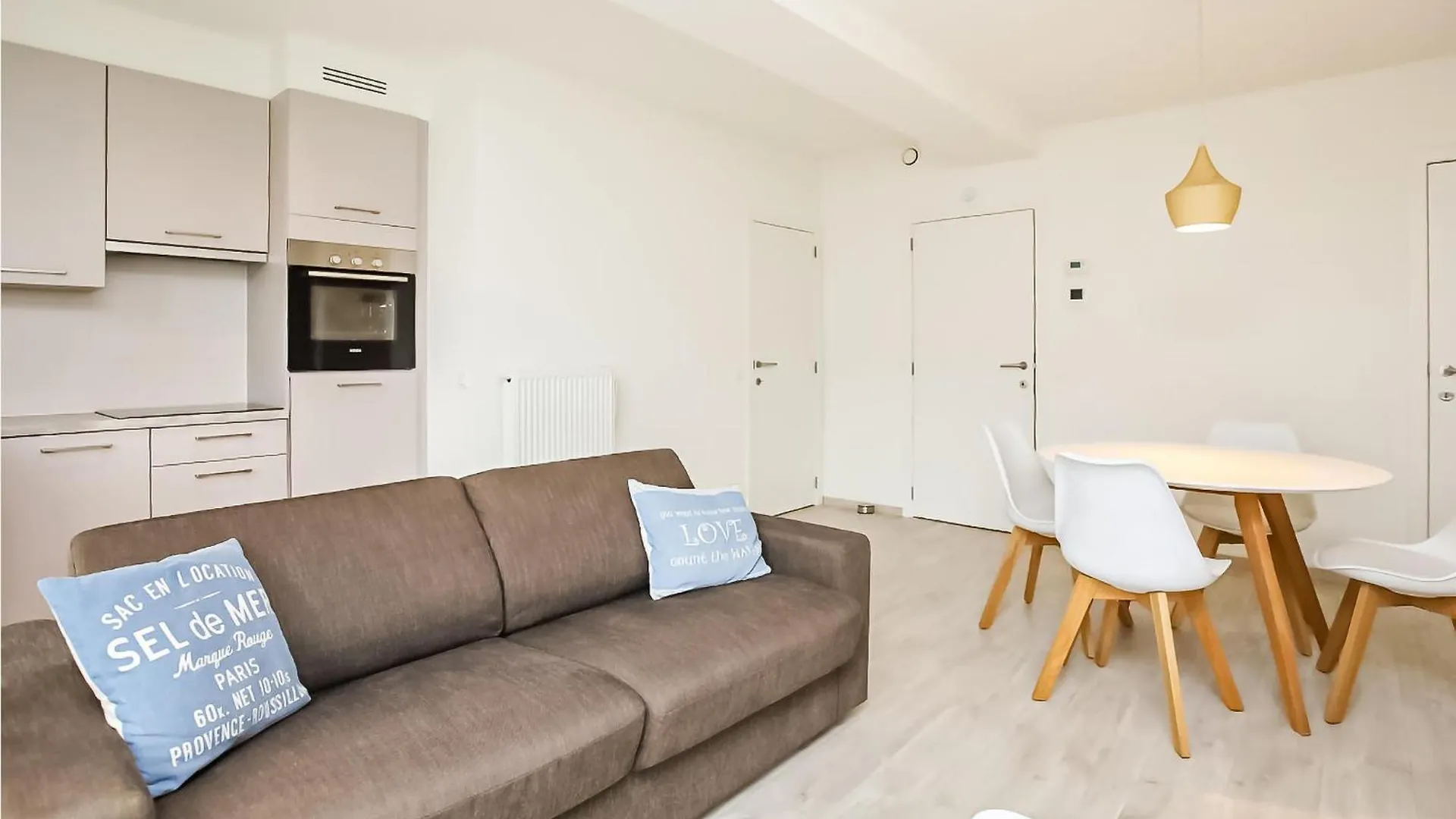 Residentie Crystal Apartment Ostend 0*,  Belgium