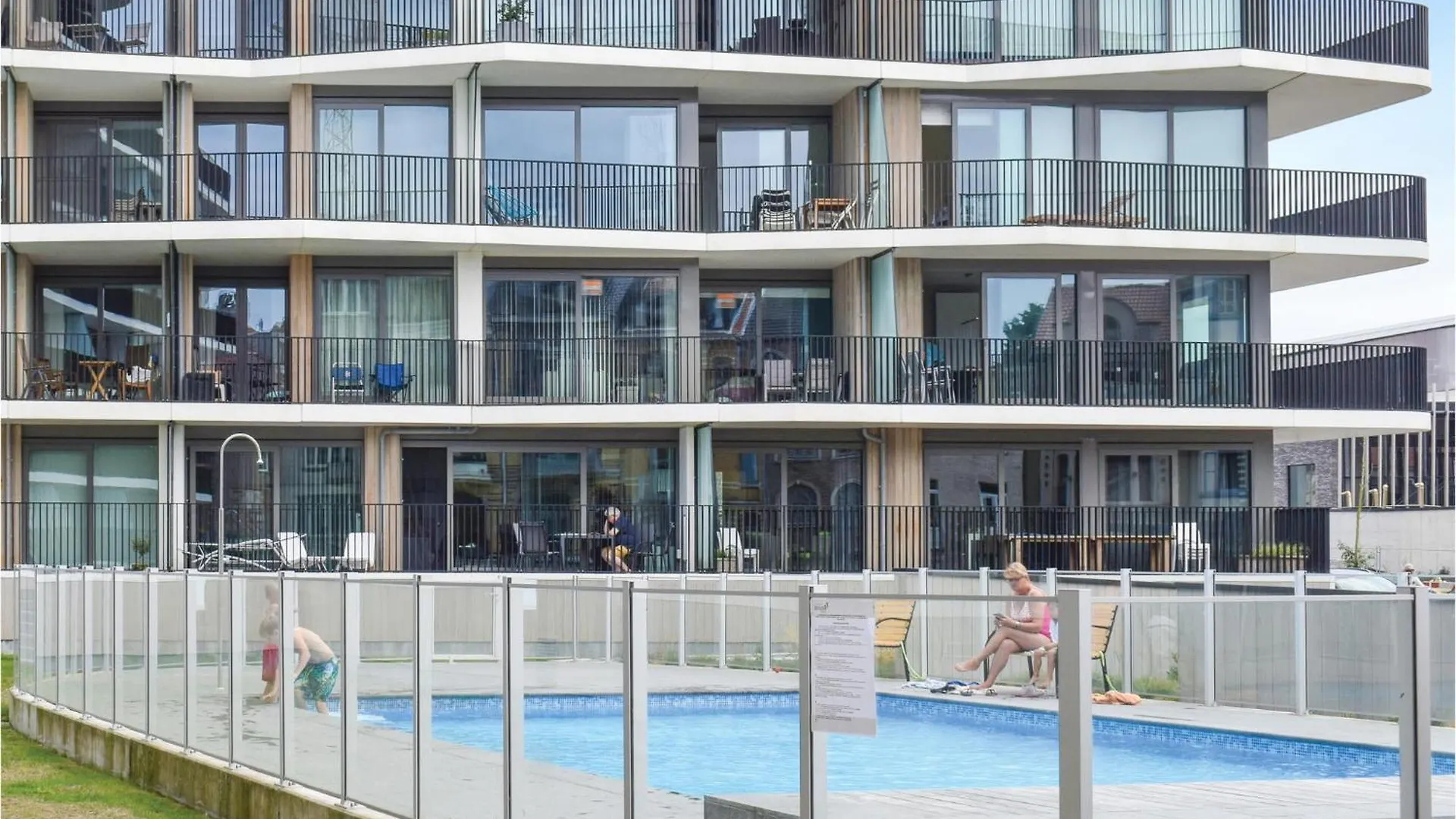 Residentie Crystal Apartment Ostend